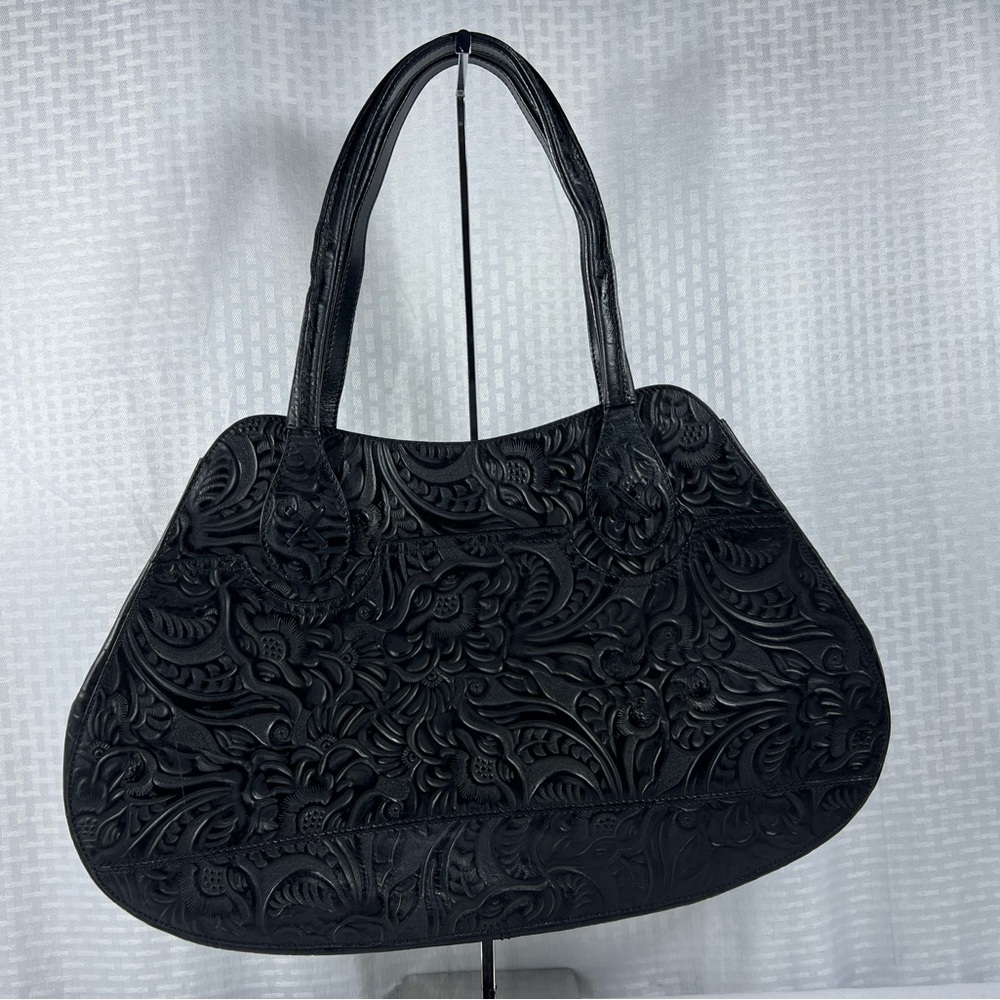 3085: Fendi Floral Embossed Leather Tote Black Red Satin Shoulder Bag